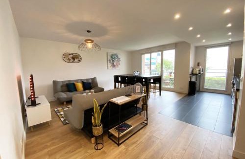Montevrain Apartment | Convenient Apt Val d'Europe: 10 Min to Disney & Parking
