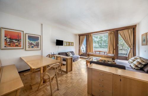 Mazzin Apartment | Scenic Vista at Apt Vista sulla Vallata - Child Friendly Retreat