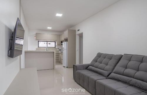 Castelo Branco Apartment | Cozy Apartment Just 3 Minutes from Beautiful Beach