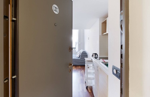 Magenta Apartment | Elegant Apartment with Balcony in Milano-C.so Magenta