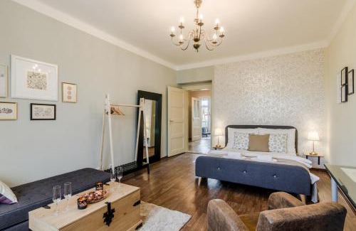 Liben Apartment | Bright Garden Apartment in Prague - Pet & Child Friendly