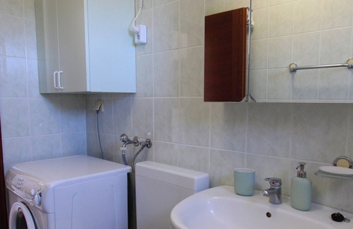 Kozino House | Beachside Apt. ZITA with Pool and Ocean View Amenities