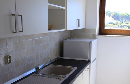 Kozino House | Beachside Apt. ZITA with Pool and Ocean View Amenities