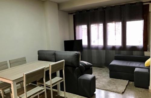 Vic Apartment | Charming Apartment in the Heart of Vic - Family Friendly