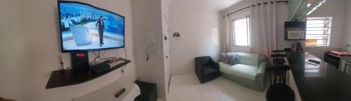 Tupi Apartment | Cozy Apartment Steps from Tupy Beach with Ocean View