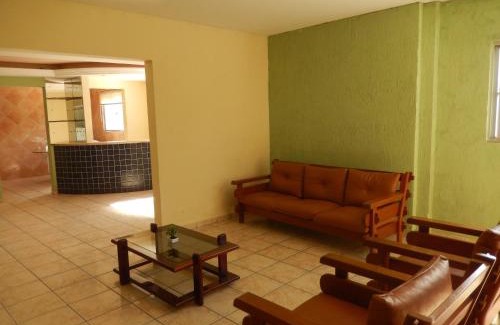 Olinda House | Pet-Friendly Aptº Casa Caiada: Steps from Olinda Beach