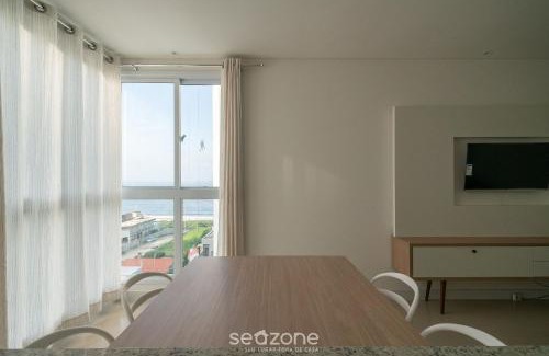 Itacolomi Apartment | Modern Apto Just 140m from Piçarras Beach with Pool