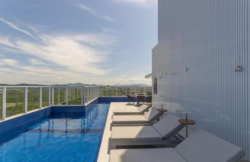 Itacolomi Apartment | Modern Apto Just 140m from Piçarras Beach with Pool
