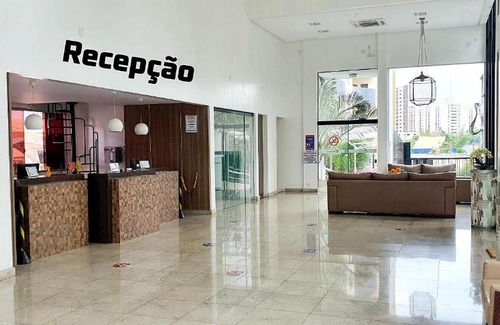 Bandeirantes House | Ideal Getaway for 8: Pool & Hot Tub at Caldas Novas