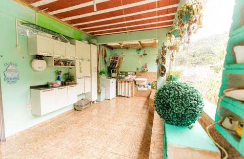 Praia do Jardim Apartment | Convenient Stay 800m from Praia do Jardim in Angra dos Reis