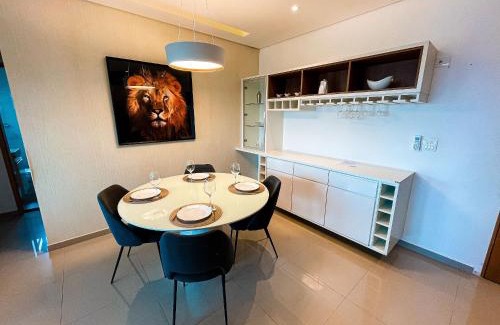Umuarama House | Premium Suite with Pool, Wi-Fi & Smart TV Awaits You