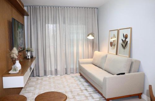 Agronomica Apartment | Elegant Oceanfront Retreat in Central Florianópolis