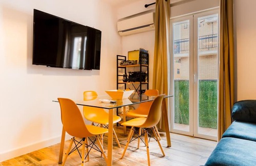 San Roque Apartment | Central Apartment with Private Parking & Bike Rentals