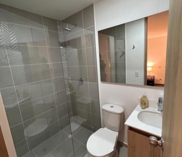 Santa Fe Apartment | Convenient Apartment Near La 10 in Poblado with Pool