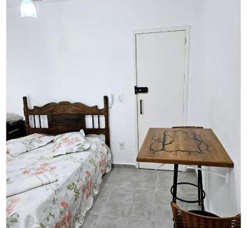 Bonfim Apartment | Prime Location Apartment with Pool, Sauna & Gym Access