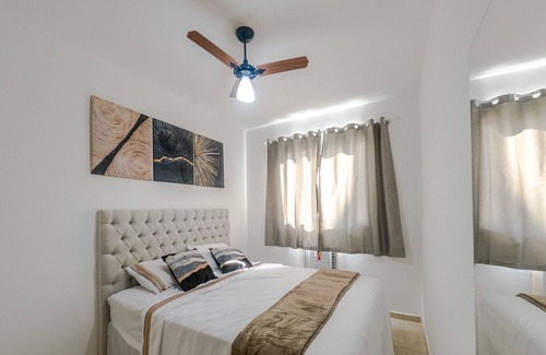 Bairro de Fatima Apartment | Cozy Apt with WiFi Near Camburi Beach, Ideal for Families