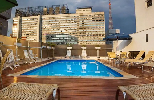 Cerqueira Cesar Apartment | Cozy Apartment with Pool and WiFi near MASP/São Paulo