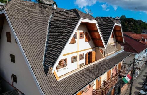 Vila Iara Apartment | Cozy Duplex Retreat Just 2 km from Capivari's Attractions