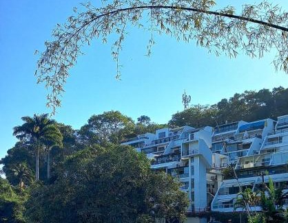 Pereque-Acu Apartment | Apto em Ubatuba - Frente para o mar com varanda