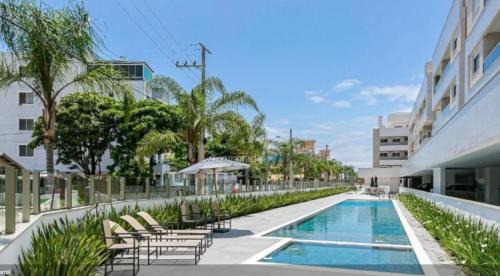 Ingleses Norte Apartment | Exquisite Apto Espetacular: Oceanfront Retreat Near Beach