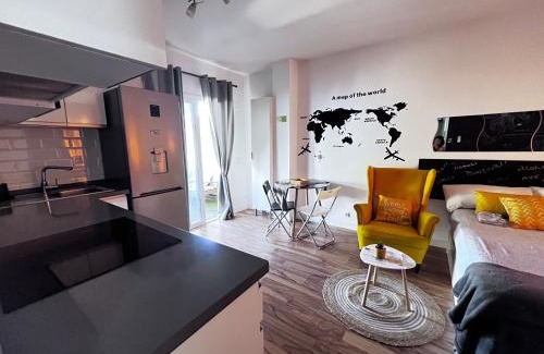 Cartama Apartment | Cozy Apto-Estudio Near Málaga Center - Pet Friendly Stay