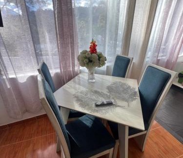 Ibague Apartment | Family-Friendly APTO La POLA with Two Cozy Bedrooms