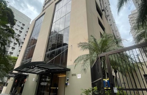 Pitangueiras Apartment | Oceanfront Apto Flat Pitangueiras B - Guest Rated 9.8