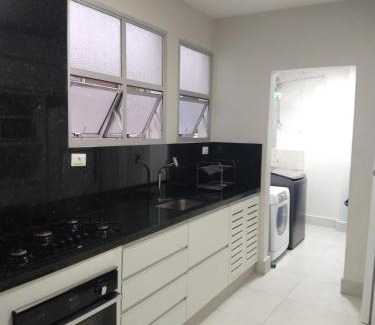 Vila Julia Apartment | Cozy 4-Bedroom Oceanfront Retreat with WiFi & Breakfast