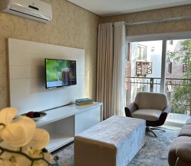Carniel Apartment | Impeccable Apartment with Heated Pool and Jacuzzi Retreat