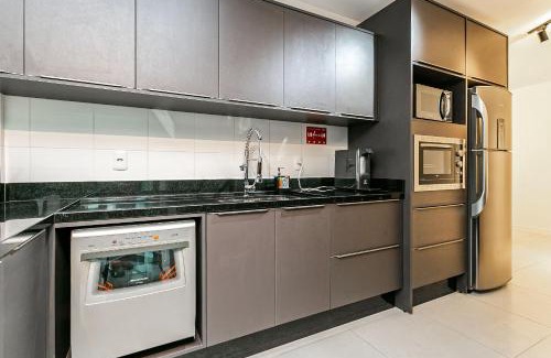 Agronomica Apartment | Modern Apartment Just 10 Minutes from Floripa Center