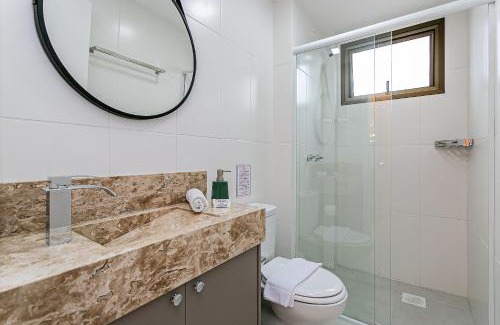 Agronomica Apartment | Modern Apartment Just 10 Minutes from Floripa Center