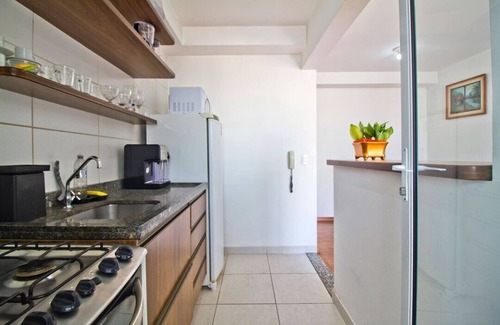 Se Apartment | Convenient Central Apartment with Wi-Fi in Liberdade/SP