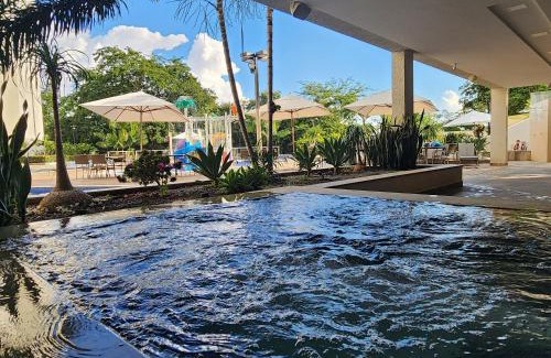 Pousada do Rio Quente Apartment | Scenic Retreat at Park Veredas with River Access & Pool