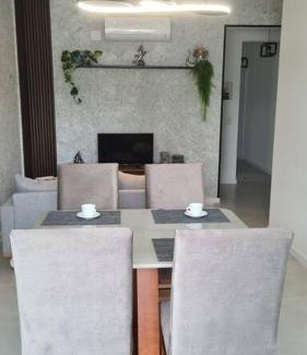 Meia Praia Apartment | APTO NOVO - Praias, Beto Carrero e Aeroporto