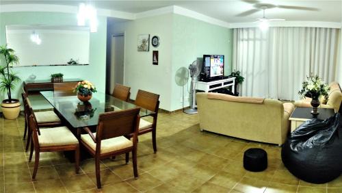 Vila Maia Apartment | Family-Friendly Apto Pitangueiras - Steps from the Beach