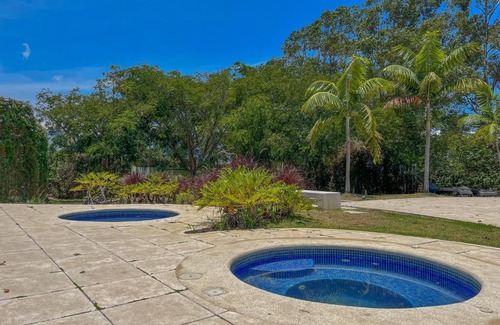 Heredia Apartment | City View Apartment with Pool, Gym & Family-Friendly Perks