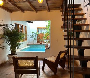 Santa Cruz de Mompox Apartment | Stylish AptoPardo1945 Duplex with Jacuzzi & Pool Access