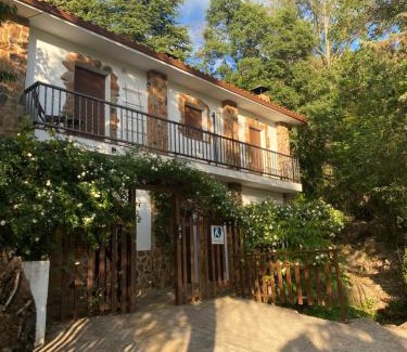 La Iruela Apartment | Pet-Friendly Aptos El Manantial Burunchel with Ocean Views