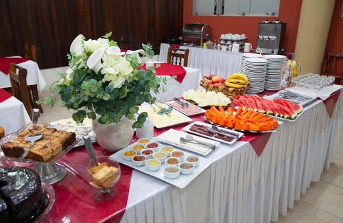 Apucarana Hotel | Discover Apucarana Palace Hotel: Pool, Breakfast & More