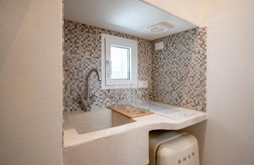 Savelletri Bed & Breakfast | Elegant Apulia Suites - Casa Rossa with Oceanfront Bliss