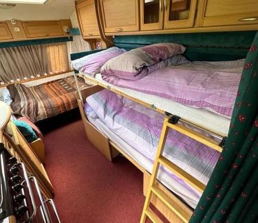 Padis Other | Discover Padiș-Glăvoi Camper-Van: Guest Rated 9/10