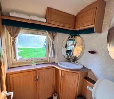 Padis Other | Discover Padiș-Glăvoi Camper-Van: Guest Rated 9/10