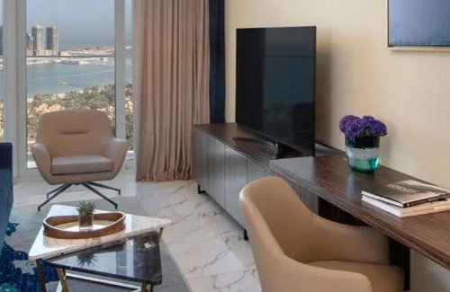 Dubai Media City Apartment | Discover APV Hotel and Suites with Pool & Family-Friendly Fun