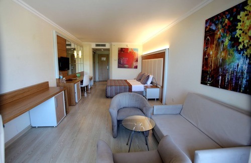 Avsallar Resort | Experience AQI Pegasos Resort: 5-Star Ocean View Retreat