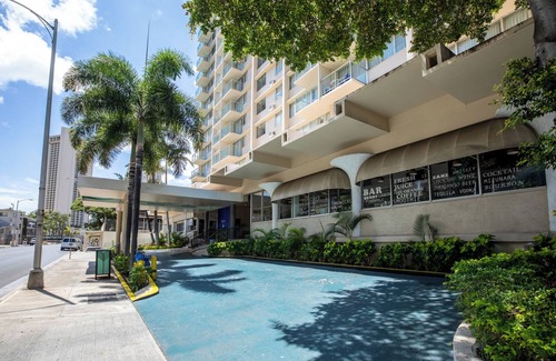 Waikiki Condo | Cozy Aqua Aloha Surf Waikiki Studio with City Views