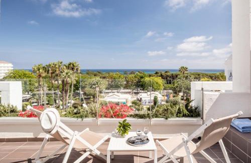 Santa Susanna Hotel | Relaxing AQUA Hotel Aquamarina & Spa with Oceanfront Views