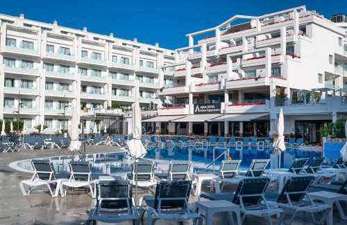 Santa Susanna Hotel | Relaxing AQUA Hotel Aquamarina & Spa with Oceanfront Views