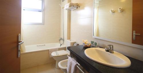 Pineda de Mar Apartment | Discover AQUA Hotel Nostre Mar Apartments - Family-Friendly Stay