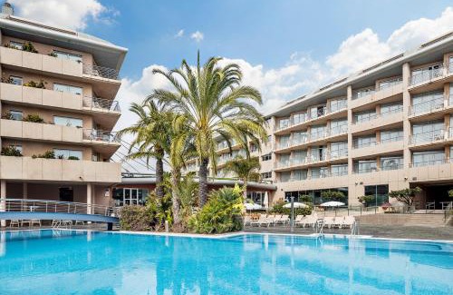 Santa Susanna Hotel | Relaxing AQUA Hotel Onabrava & Spa: 4-Star Oceanfront Escape
