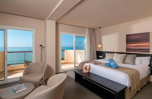 Pineda de Mar Hotel | Discover Aqua Hotel Promenade & Spa: Oceanfront Relaxation